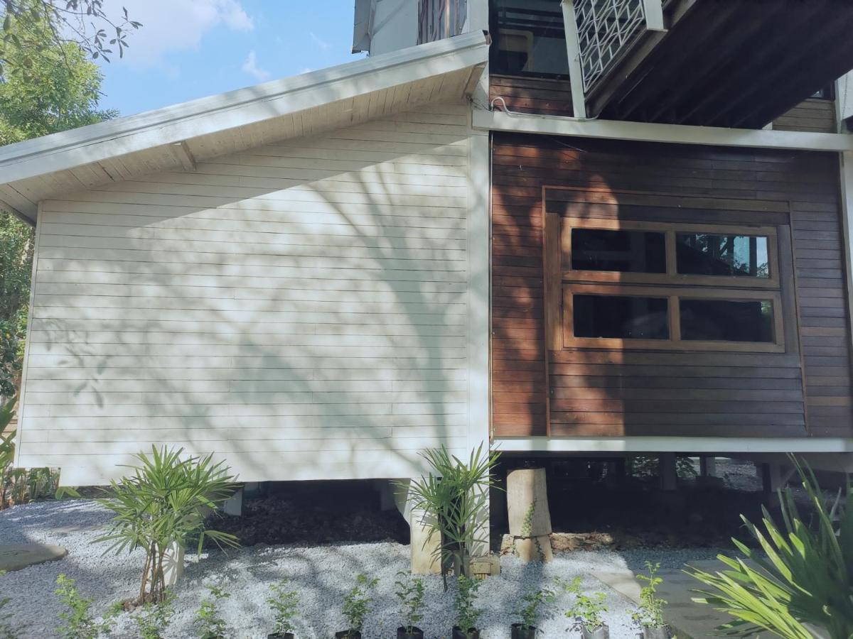 Baangaimuan Bed & Breakfast Lamphun Luaran gambar