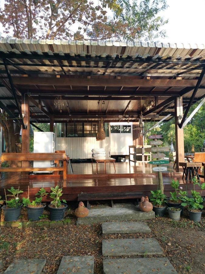 Baangaimuan Bed & Breakfast Lamphun Luaran gambar